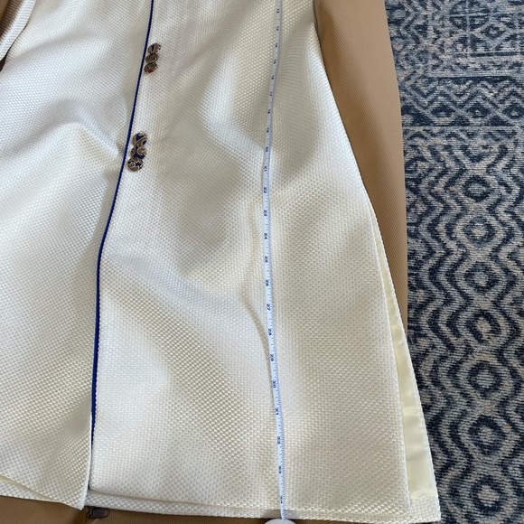 Ivory and royal blue men’s sherwani. - Picture 4 of 6